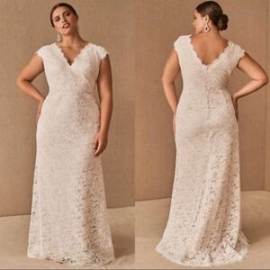 Tadashi Shoji Ivory Lace Wedding Dress